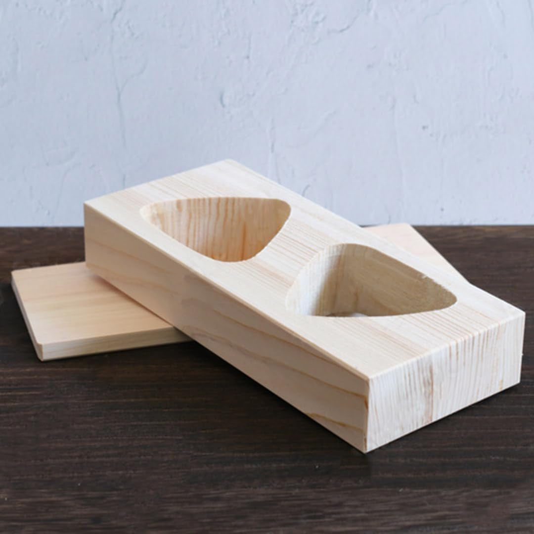 Wooden Onigiri Mold Musubi Maker Japanese Rice Ball Press Hinoki Japanese Cypress Onigiri Mold Tray Made in Japan (Type1 5 Molds)